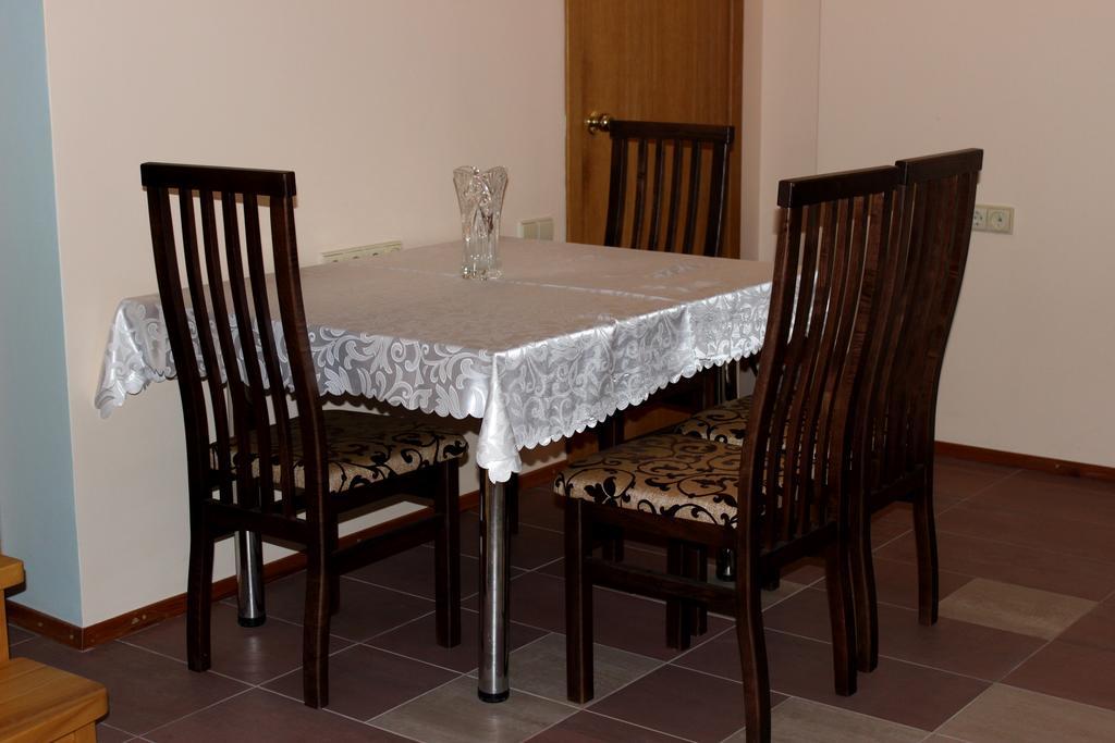 Vidu Guest House Utena Luaran gambar